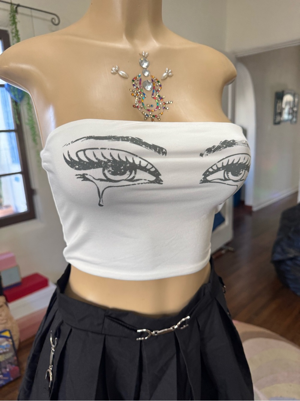 Finesse White Strapless Graphic Eye Crop Tube Top